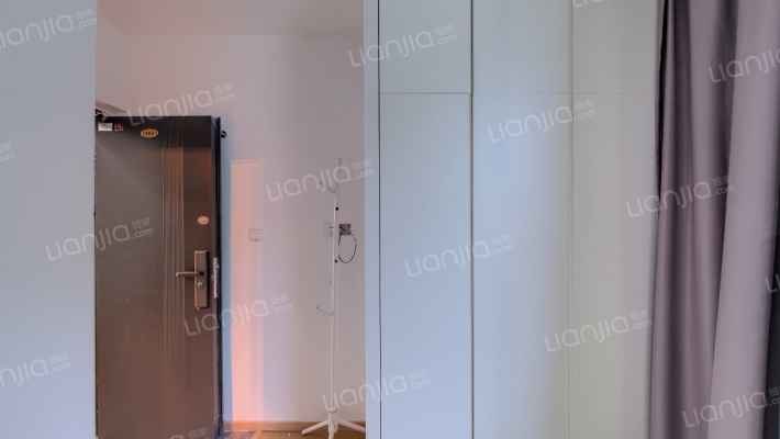 甘霖路58号二手房实景图