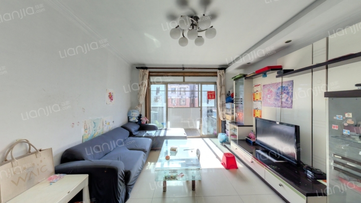 新南家园二手房实景图