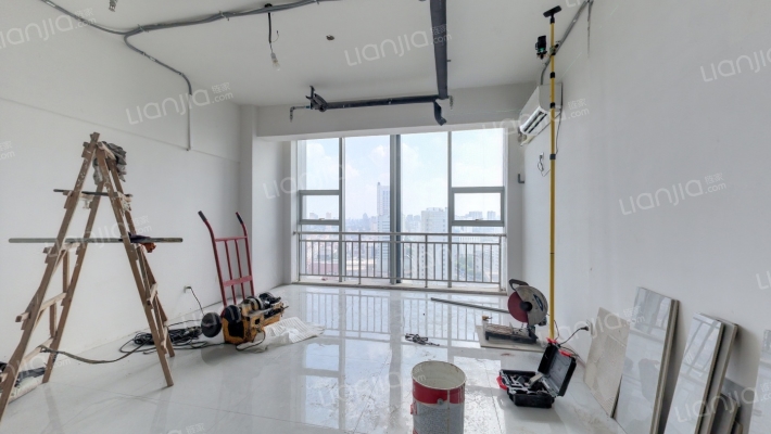 摩尔公寓二手房实景图