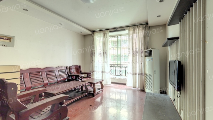 西政嘉苑二手房实景图