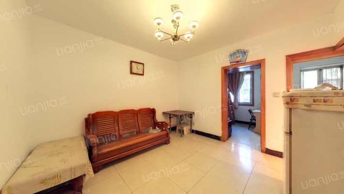 前进路小区二手房实景图