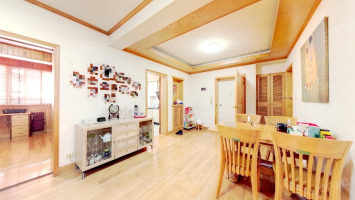 雍园二手房实景图