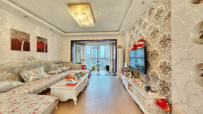 逸水鼎城二手房实景图