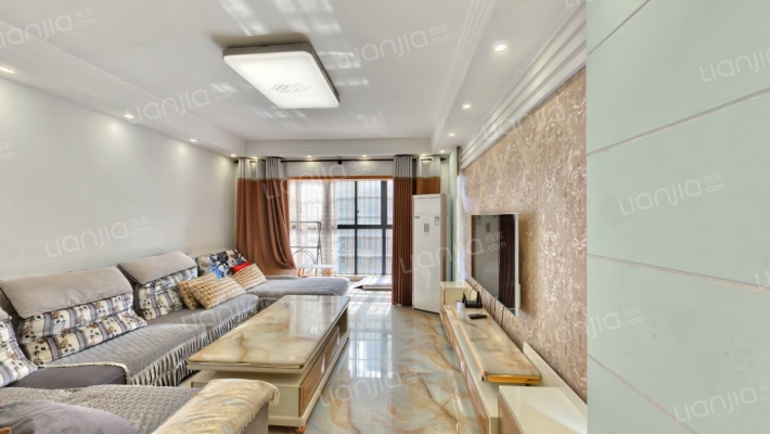 龙御名郡二手房实景图