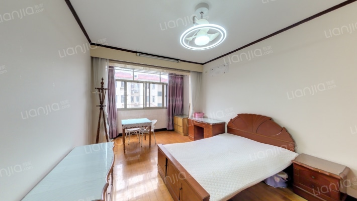 万荣新苑二手房实景图