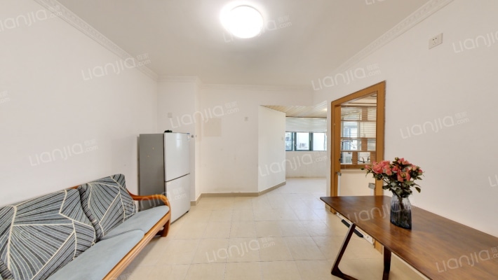 天一名居二手房实景图