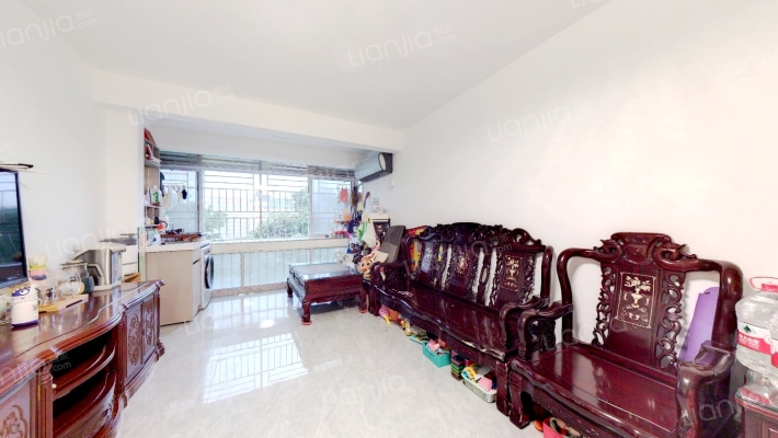 金湖花园B区二手房实景图