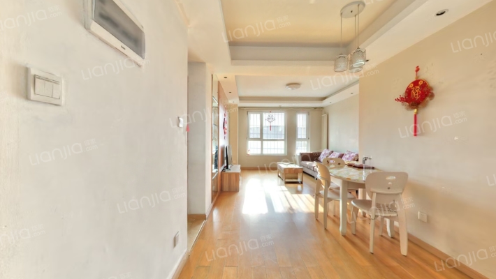 万科魅力之城雅亭苑二手房实景图