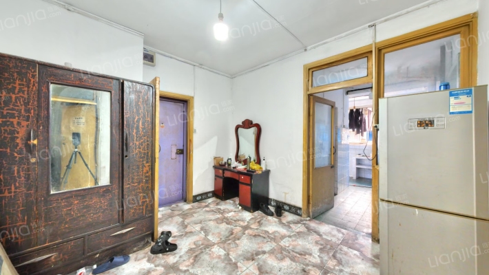 高攀路21号二手房实景图