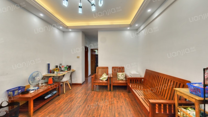 集贤花园二手房实景图