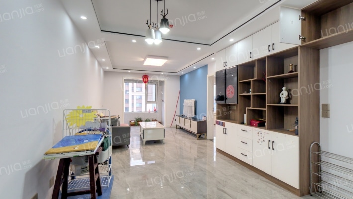 逍邦二手房实景图