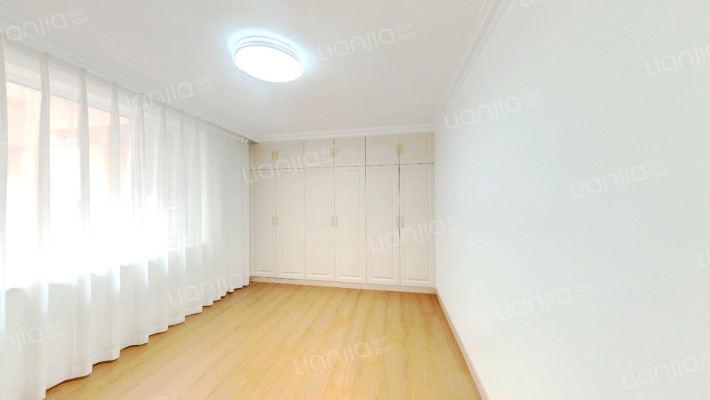 南山里二手房实景图