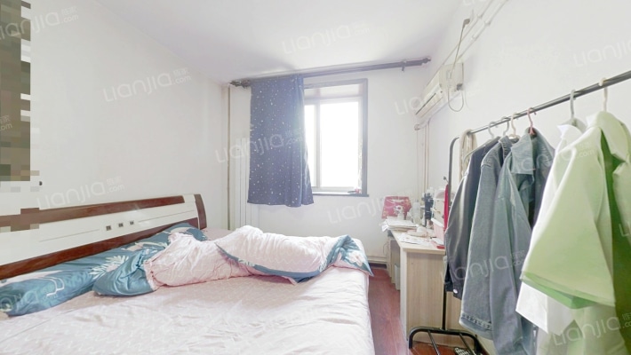 西山里西山南楼二手房实景图