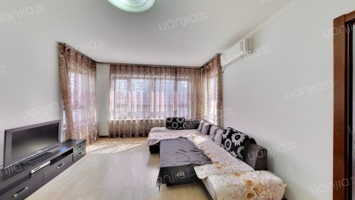 先锋领地二手房实景图