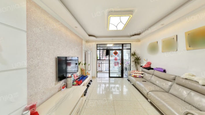 恒盛皇家花园三期二手房实景图