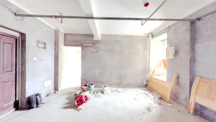 临城公馆二手房实景图