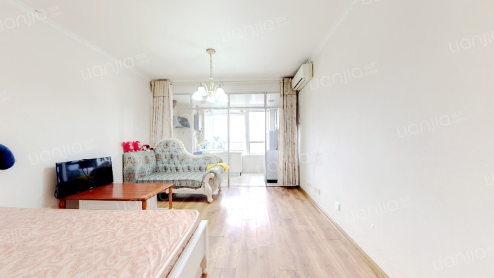 自由自宅二手房实景图