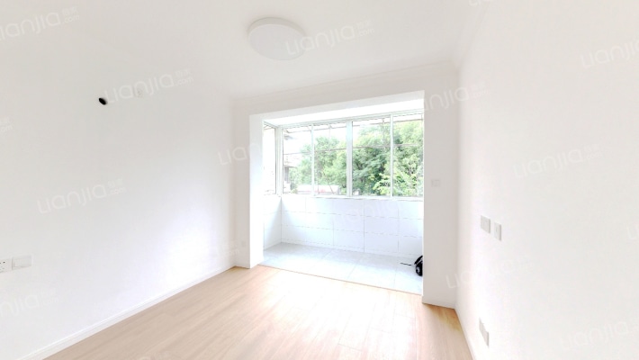 控江路1039弄二手房实景图