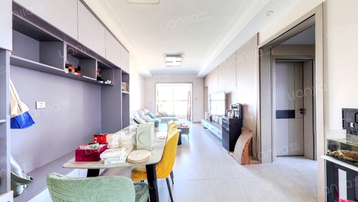 金泰国际名门二手房实景图