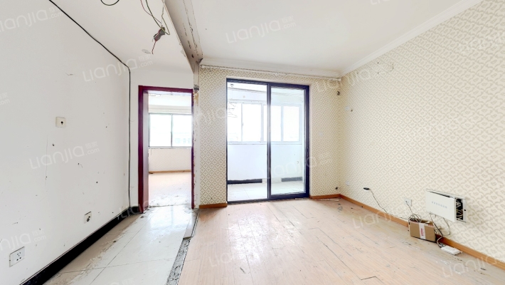 芳芯路251弄二手房实景图