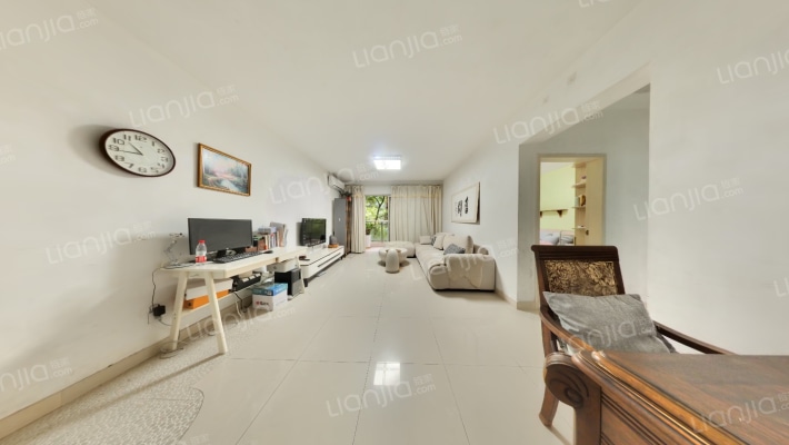 新世界鹿茵翠地二手房实景图