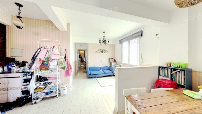 连凤小区二手房实景图