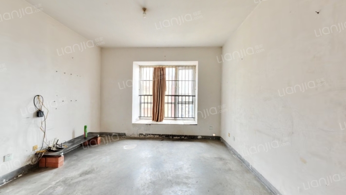 龙华二期C区二手房实景图