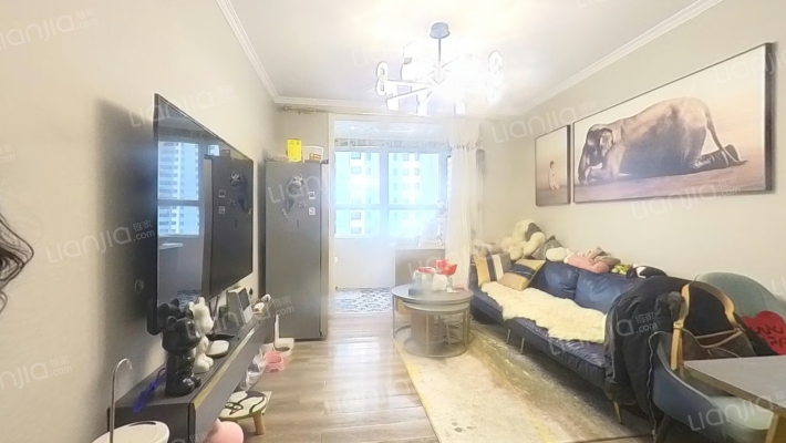 境门华府二手房实景图