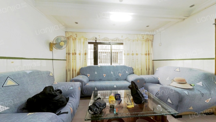 金宝云山花园一期二手房实景图