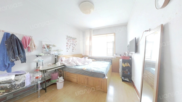 锦江花园三区二手房实景图