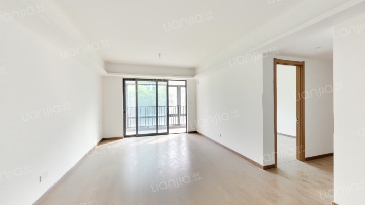 金辉璟樾云著二手房实景图