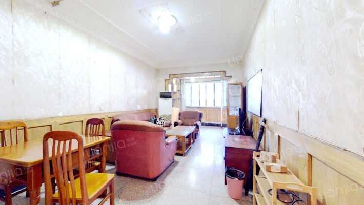 棕南西街5号二手房实景图