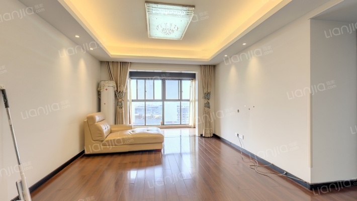 万科锦西润园二手房实景图