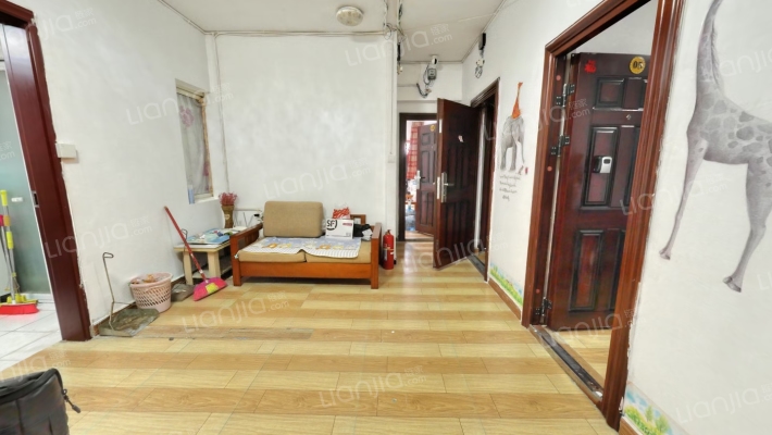 中炬上海沙龙二手房实景图