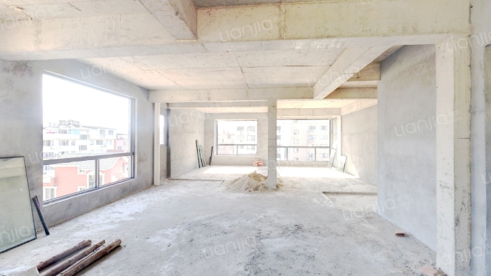 以琳路15号二手房实景图