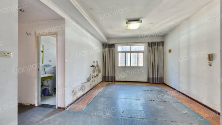 碧苑花园C区二手房实景图