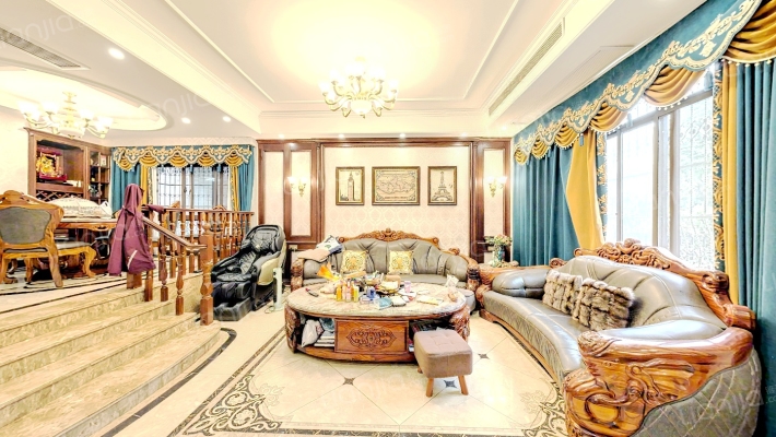 龙盛右岸美墅二手房实景图