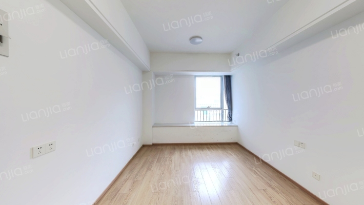 远洋广场二手房实景图