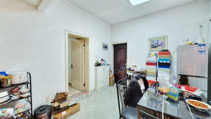 蜂场新村二手房实景图