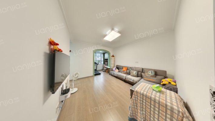 贝森宜苑二手房实景图