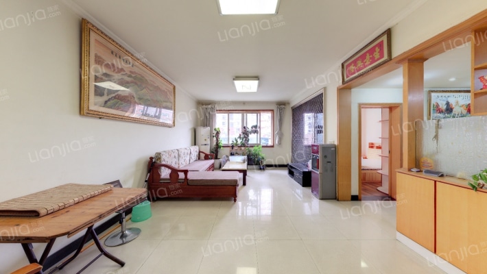 嘉利莱小区二手房实景图