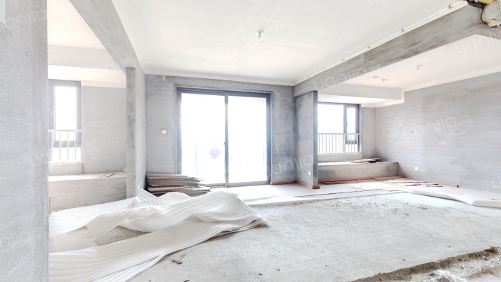 芝湖苑二手房实景图