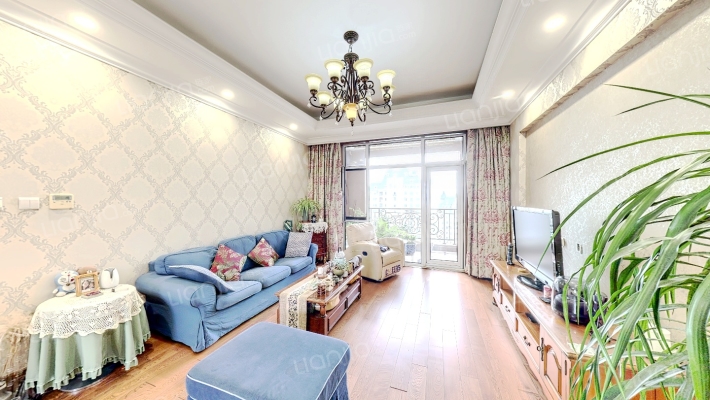 东方圣克拉二期二手房实景图