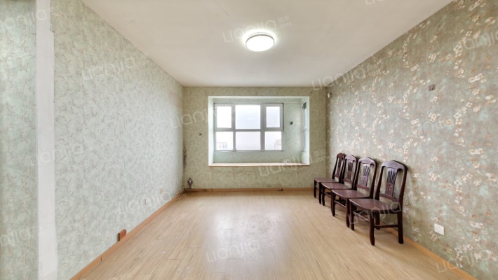 蓝海雅苑A区二手房实景图