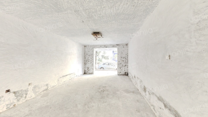 岚颐公馆二手房实景图