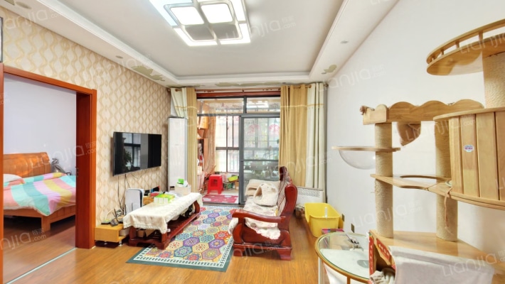 和一花园二手房实景图