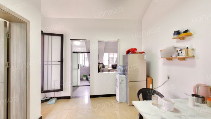 麓山名园二手房实景图