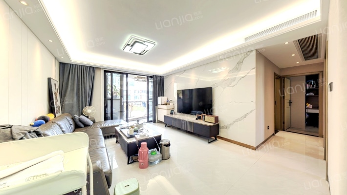 信义假日名城博雅园二手房实景图