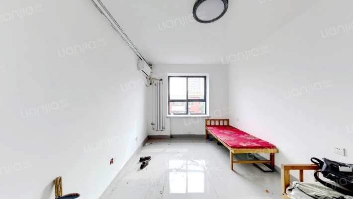 银行宿舍二手房实景图