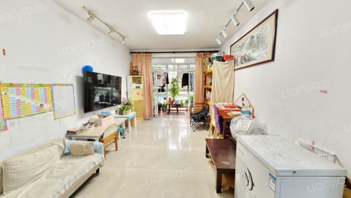 梁清路二手房实景图